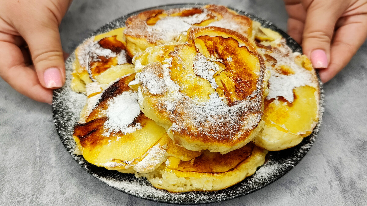 Вдохновение для десерта: яблочные оладьи на сковороде