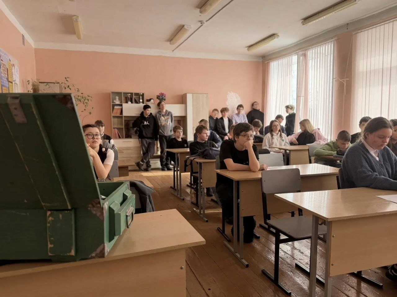 Поисковики провели урок памяти в Муромцевской школе