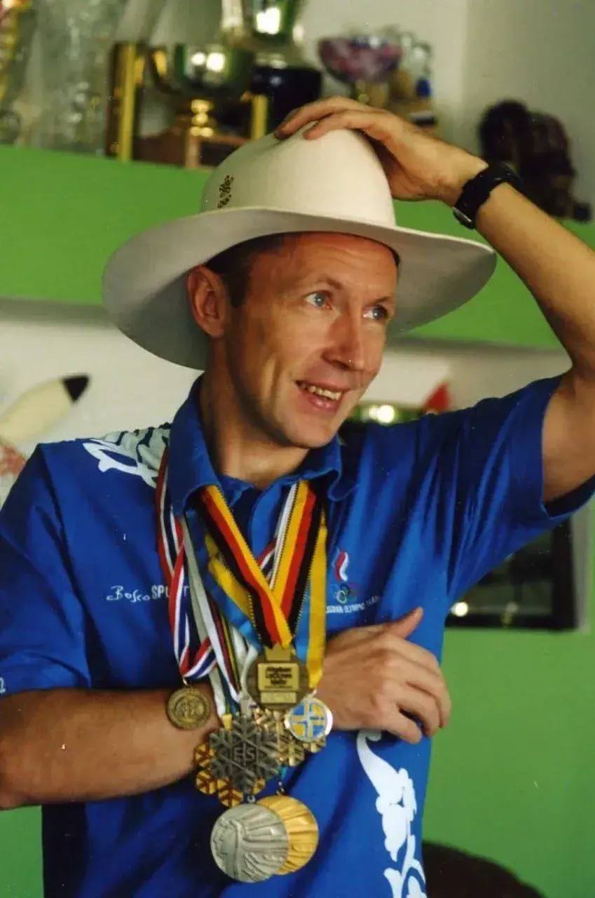 Легенда лыжных трасс!. Сегодня исполнилось бы 62 года нашему прославленному земляку, олимпийскому чемпиону Алексею Алексеевичу Прокуророву Легенда лыжных трасс!. Сегодня исполнилось бы 62 года нашему прославленному земляку, олимпийскому чемпиону Алексею Алексеевичу Прокуророву