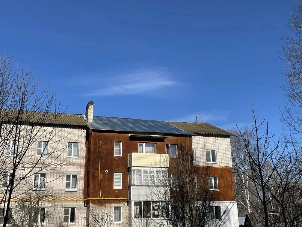 При надзорном сопровождении Собинской межрайонной прокуратуры завершены работы по восстановлению частично обрушившейся крыши многоквартирного дома При надзорном сопровождении Собинской межрайонной прокуратуры завершены работы по восстановлению частично обрушившейся крыши многоквартирного дома