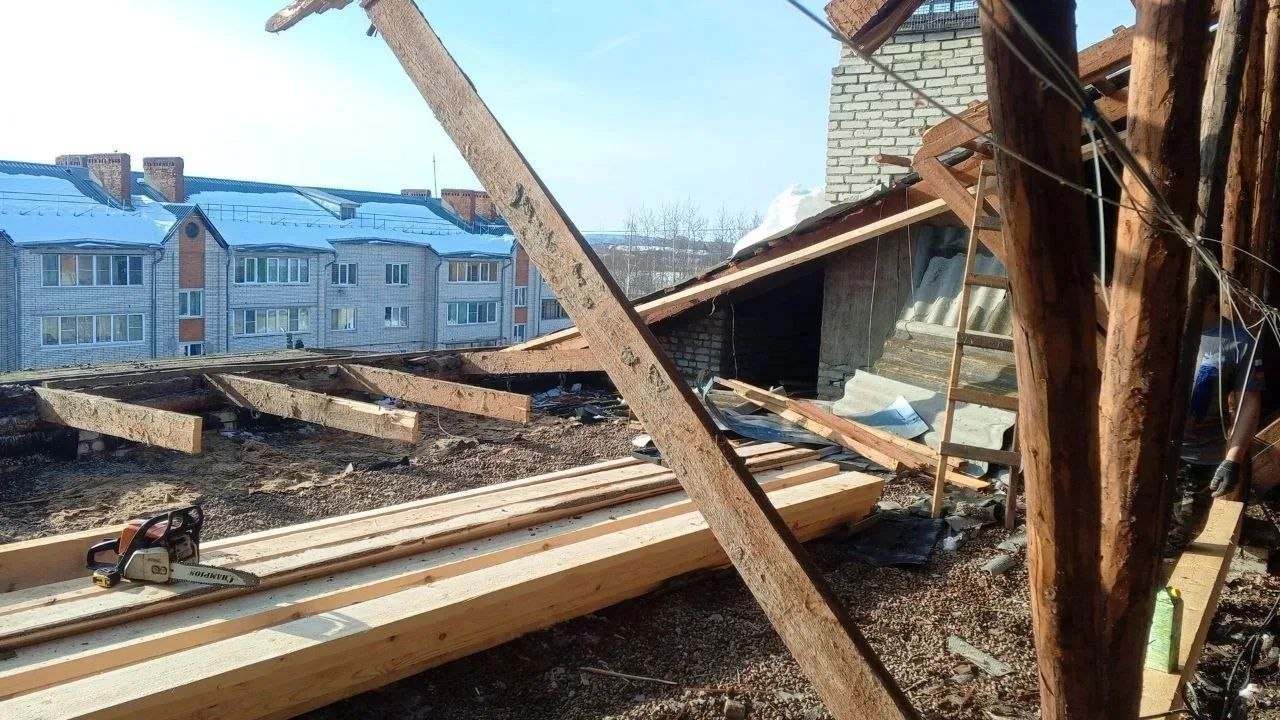 При надзорном сопровождении Собинской межрайонной прокуратуры завершены работы по восстановлению частично обрушившейся крыши многоквартирного дома