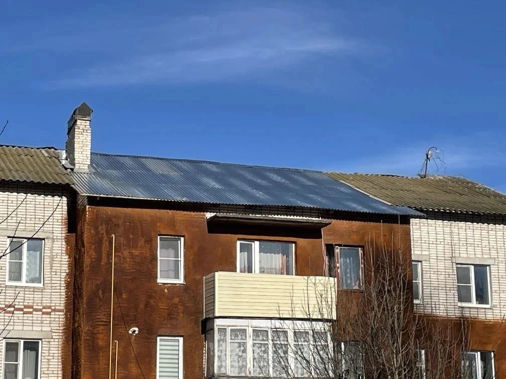 При надзорном сопровождении Собинской межрайонной прокуратуры завершены работы по восстановлению частично обрушившейся крыши многоквартирного дома При надзорном сопровождении Собинской межрайонной прокуратуры завершены работы по восстановлению частично обрушившейся крыши многоквартирного дома