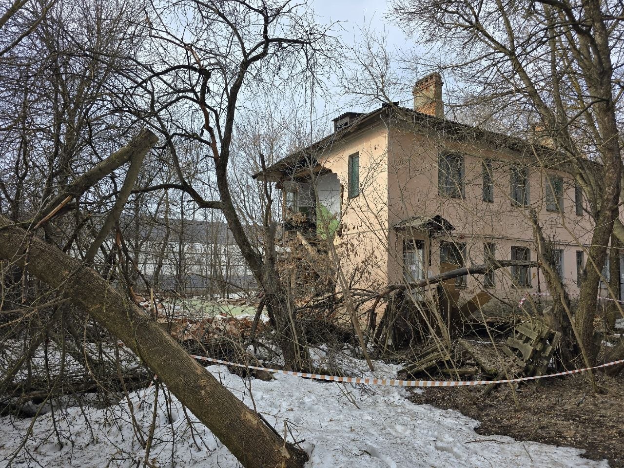 Следственными органами следственного управления СК России по Владимирской области организована процессуальная проверка по факту обрушения стены дома во Владимире Следственными органами следственного управления СК России по Владимирской области организована процессуальная проверка по факту обрушения стены дома во Владимире