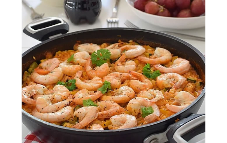 Магия паэльи: как приготовить идеальное блюдо с креветками