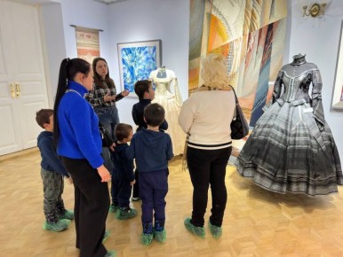 Учреждения соцобслуживания устраивают экскурсии для семей участников СВО из всех городов Владимирской области