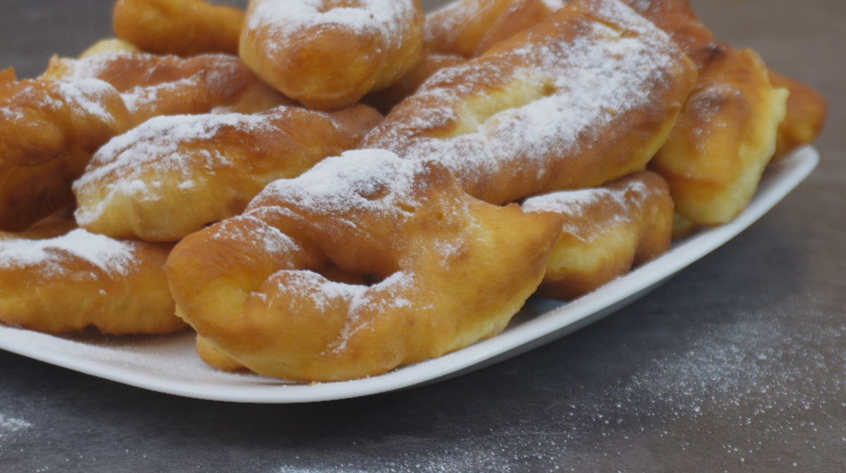 Вкусный хворост из детства: простой рецепт, который покорит сердца