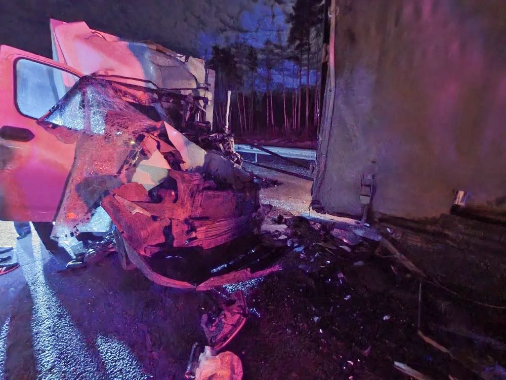 Водитель фургона погиб в ДТП на федеральной трассе в Вязниках Водитель фургона погиб в ДТП на федеральной трассе в Вязниках