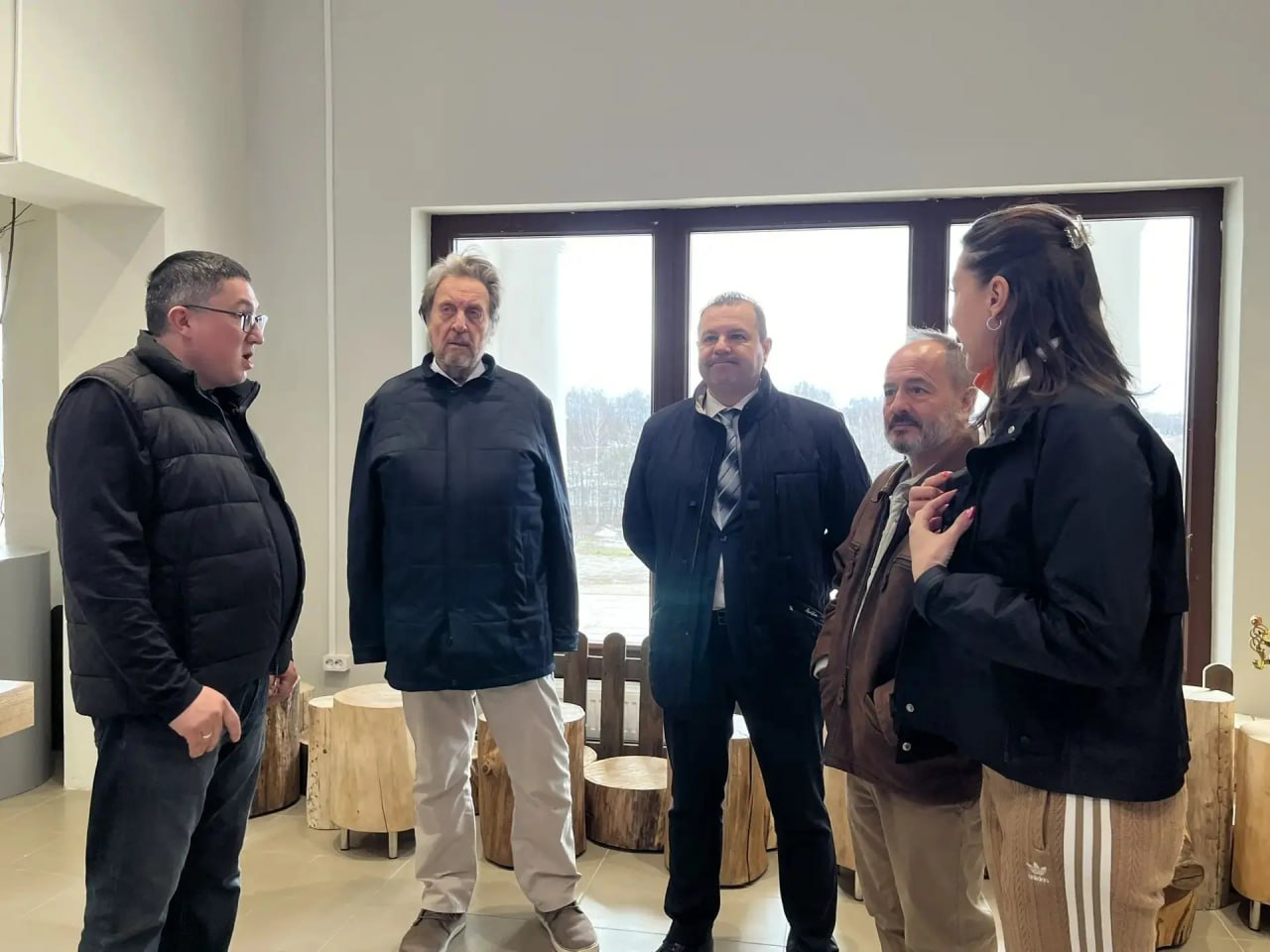 Эролл Маск посетил центр народных промыслов в Суздале Эролл Маск посетил центр народных промыслов в Суздале