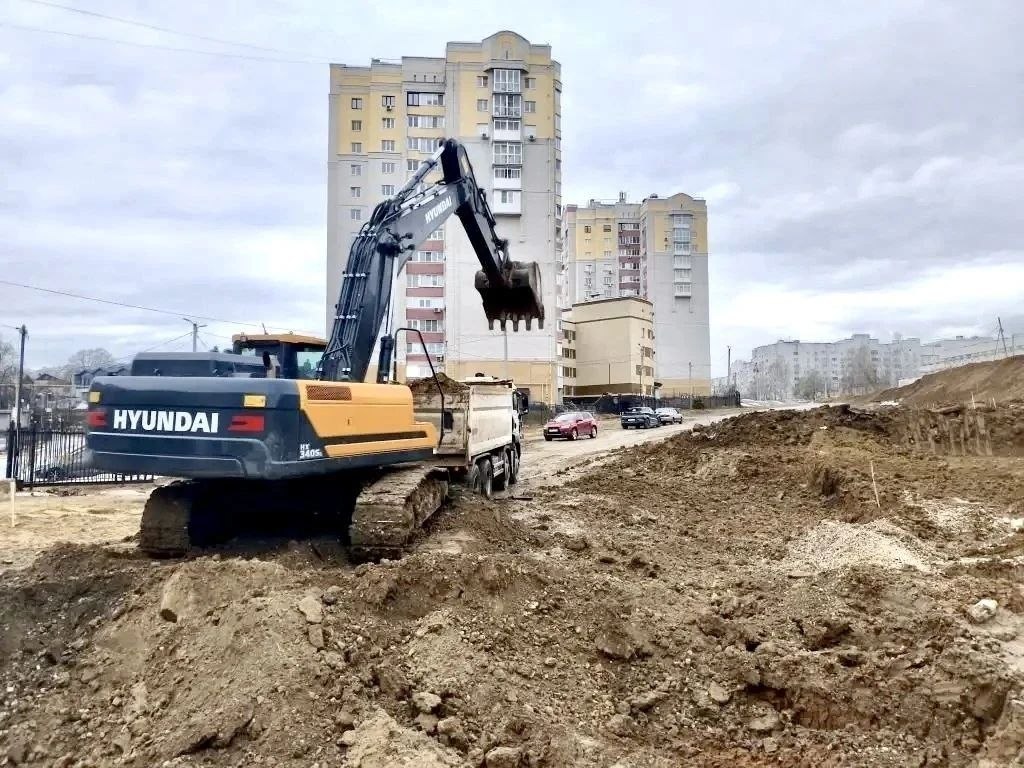 Дорожники приступили к устройству земляного полотна на улице Пушкарской во Владимире Дорожники приступили к устройству земляного полотна на улице Пушкарской во Владимире