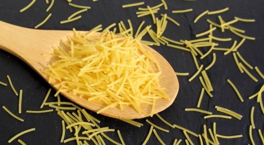 Секреты идеальной варки вермишели: как избежать слепания