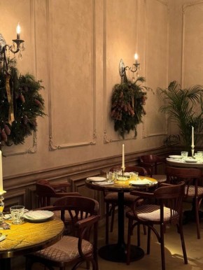 Как в Петербурге возвращаются тени дореволюционных баров