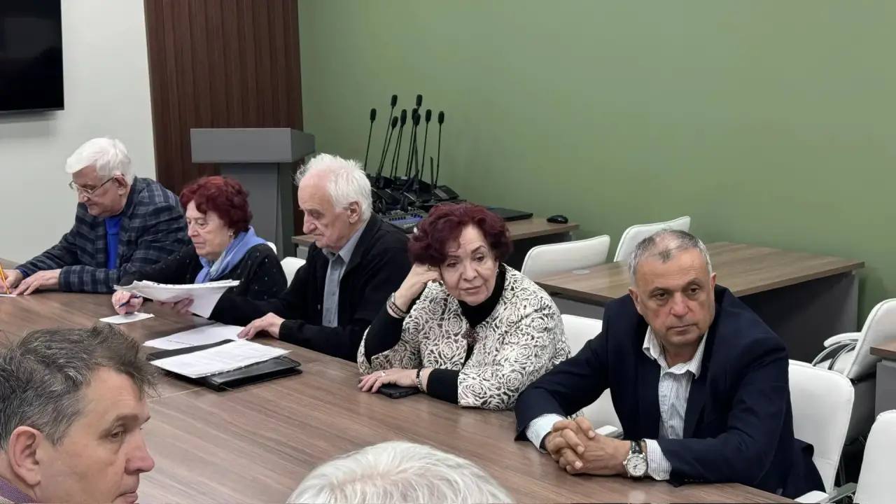 Вокзальная площадь: обсуждаем перемены вместе с общественностью Вокзальная площадь: обсуждаем перемены вместе с общественностью