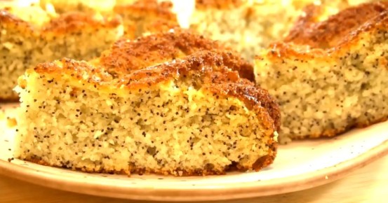 Легкий и вкусный кекс на кефире: рецепт, который впечатлит каждого