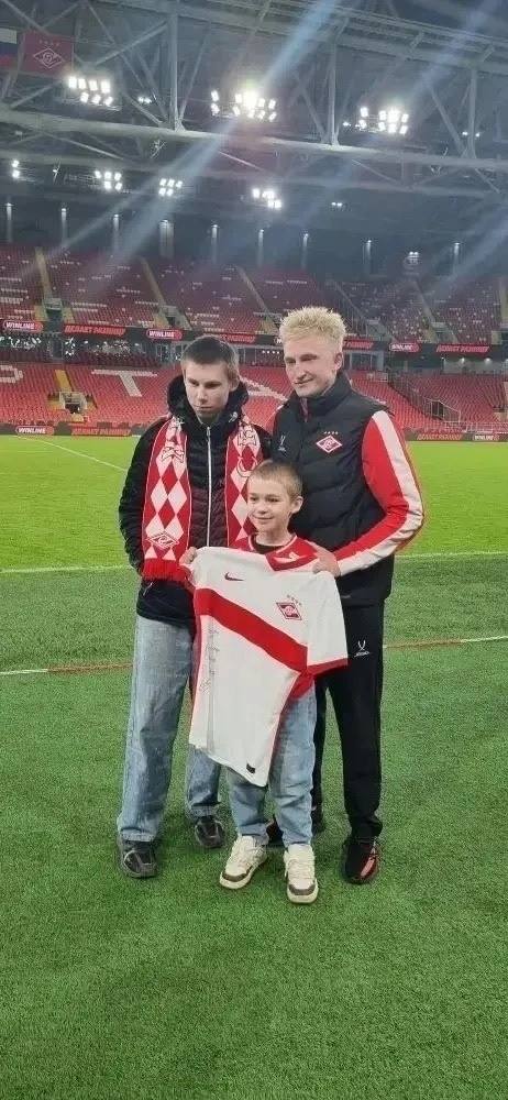 В рамках акции «Ёлка желаний» исполнена ещё одна мечта нашего маленького земляка В рамках акции «Ёлка желаний» исполнена ещё одна мечта нашего маленького земляка