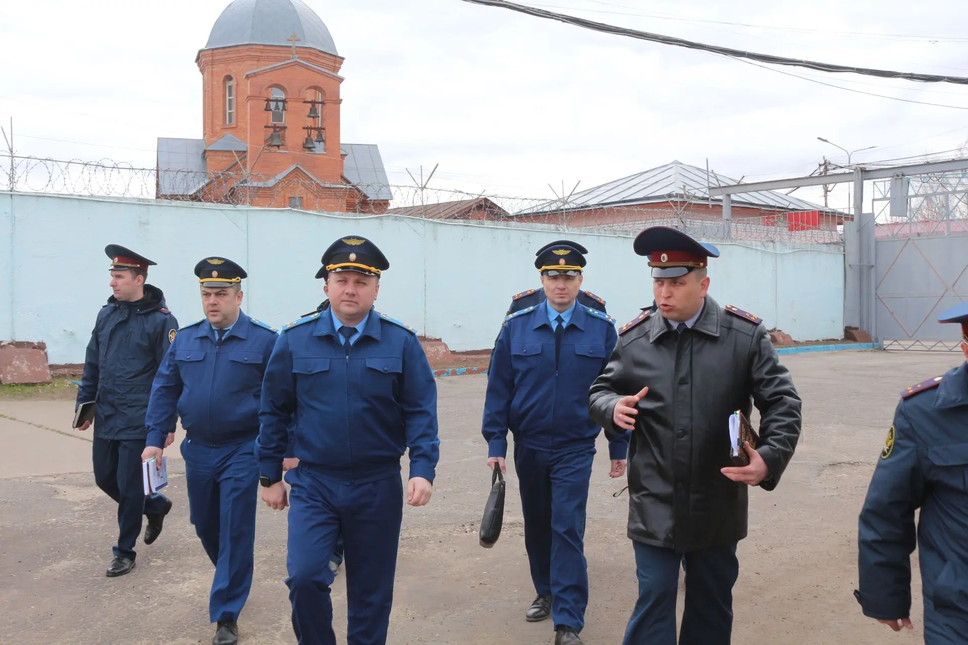 Заместитель прокурора области Антон Жуков посетил с проверкой колонию строгого режима в поселке Пакино Заместитель прокурора области Антон Жуков посетил с проверкой колонию строгого режима в поселке Пакино