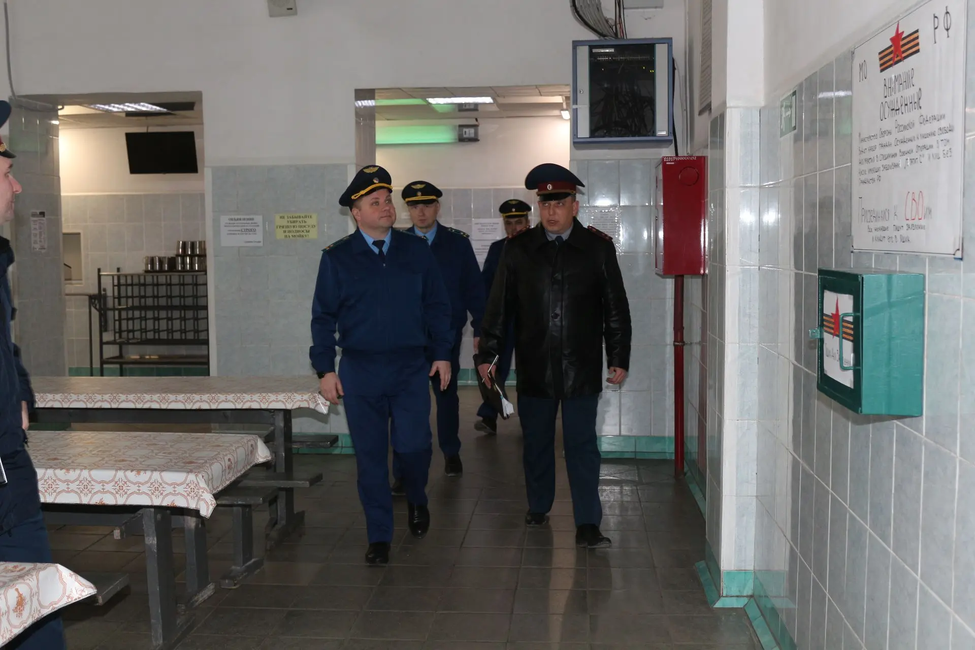 Заместитель прокурора области Антон Жуков посетил с проверкой колонию строгого режима в поселке Пакино Заместитель прокурора области Антон Жуков посетил с проверкой колонию строгого режима в поселке Пакино