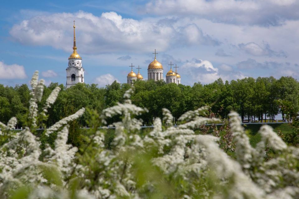 Цветущий и радужный май - в объективе нашего фотокорреспондента Натальи Лариной Цветущий и радужный май - в объективе нашего фотокорреспондента Натальи Лариной