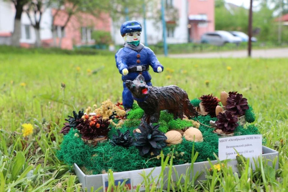 Члены Общественного совета при УМВД России Владимирской области определили победителей регионального этапа конкурса «Полицейский Дядя Стёпа - 2026» Члены Общественного совета при УМВД России Владимирской области определили победителей регионального этапа конкурса «Полицейский Дядя Стёпа - 2026»