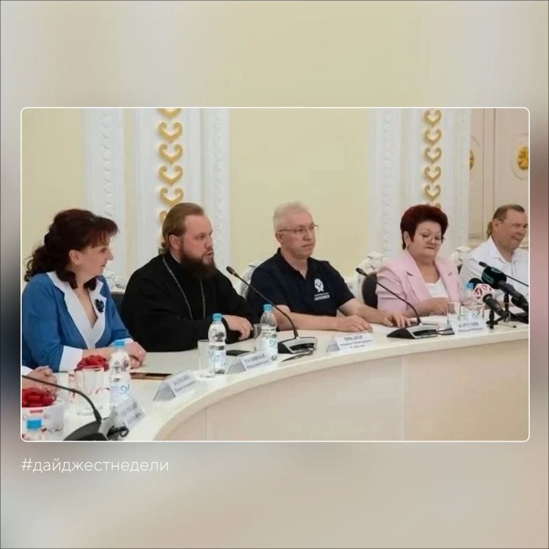#дайджестнеделизсво. Ольга Хохлова вручила удостоверения членам Молодежной думы 8-го созыва #дайджестнеделизсво. Ольга Хохлова вручила удостоверения членам Молодежной думы 8-го созыва