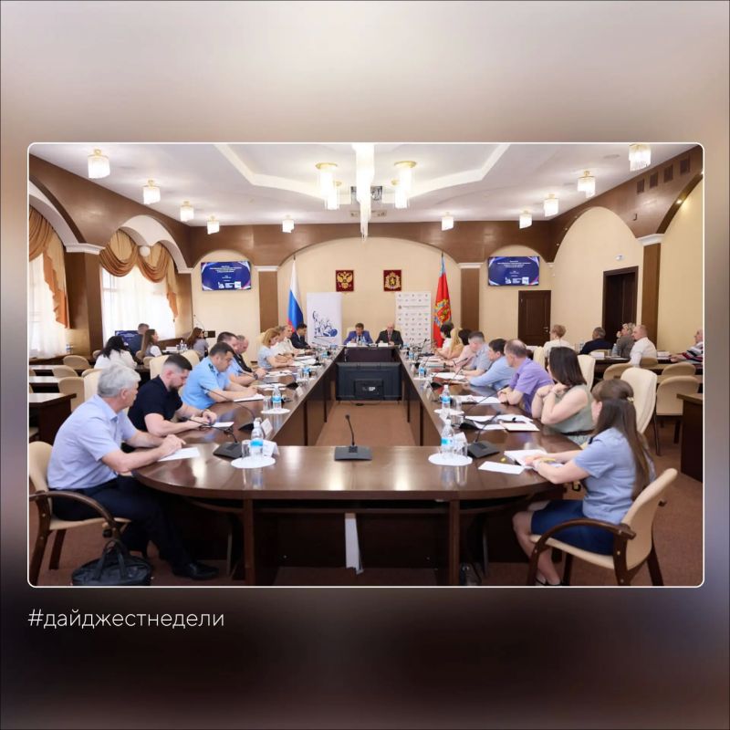 #дайджестнеделизсво. Ольга Хохлова вручила удостоверения членам Молодежной думы 8-го созыва #дайджестнеделизсво. Ольга Хохлова вручила удостоверения членам Молодежной думы 8-го созыва