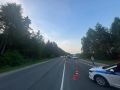 Автомобиль «Рено» сбил электросамокатчика, который пытался неудачно перестроиться
