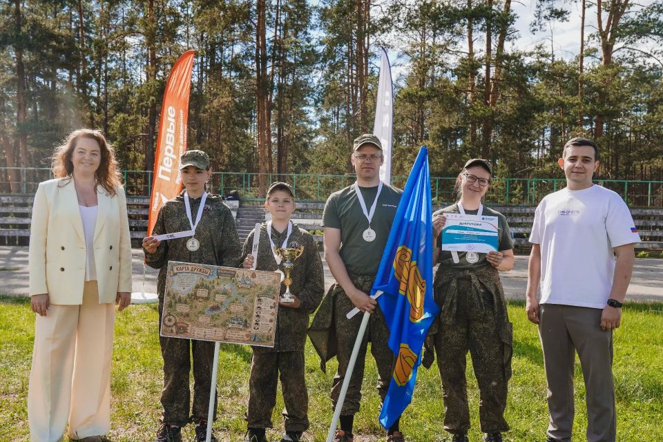Во Владимирской области прошёл региональный этап Всероссийской игры «Семейная зарница» Во Владимирской области прошёл региональный этап Всероссийской игры «Семейная зарница»