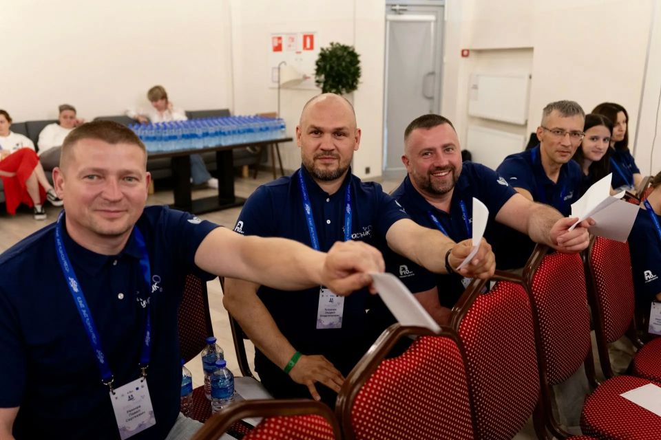 Проект «Наоборот: семейный эксперимент» — новый взгляд на детско-родительские отношения! Проект «Наоборот: семейный эксперимент» — новый взгляд на детско-родительские отношения!