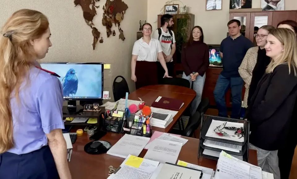 В следственном управлении Следственного комитета России по Владимирской области состоялся День открытых дверей В следственном управлении Следственного комитета России по Владимирской области состоялся День открытых дверей