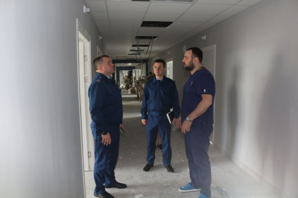 Заместитель прокурора области Антон Жуков посетил с проверкой городскую клиническую больницу скорой медицинской помощи Заместитель прокурора области Антон Жуков посетил с проверкой городскую клиническую больницу скорой медицинской помощи