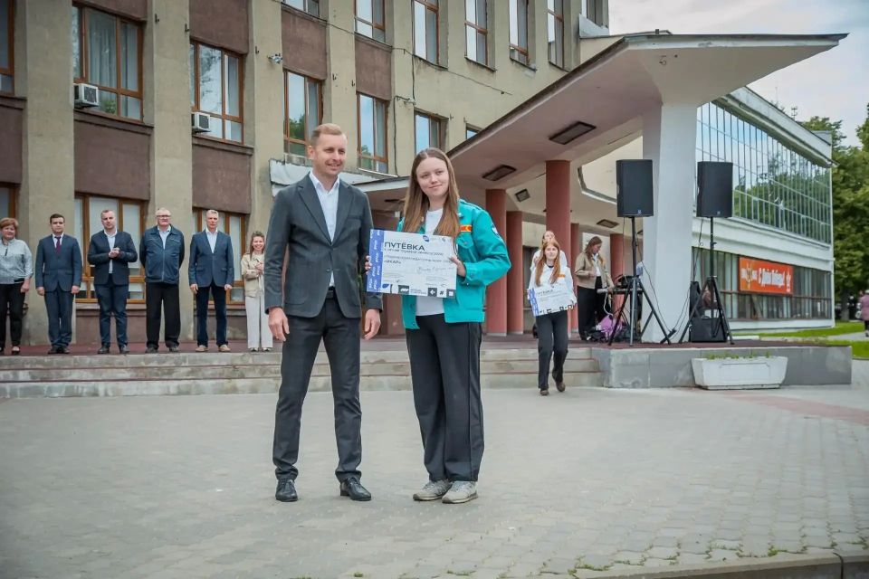 Путёвки в трудовое лето: старт дан! Путёвки в трудовое лето: старт дан!