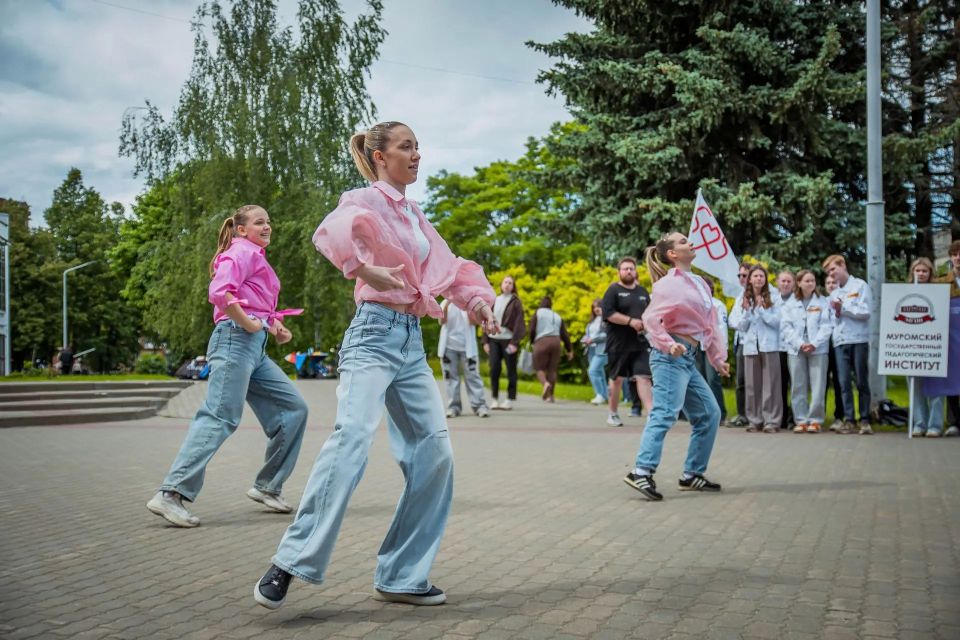 Студенческие отряды Владимирской области официально открыли летний трудовой семестр 2026 года! Студенческие отряды Владимирской области официально открыли летний трудовой семестр 2026 года!