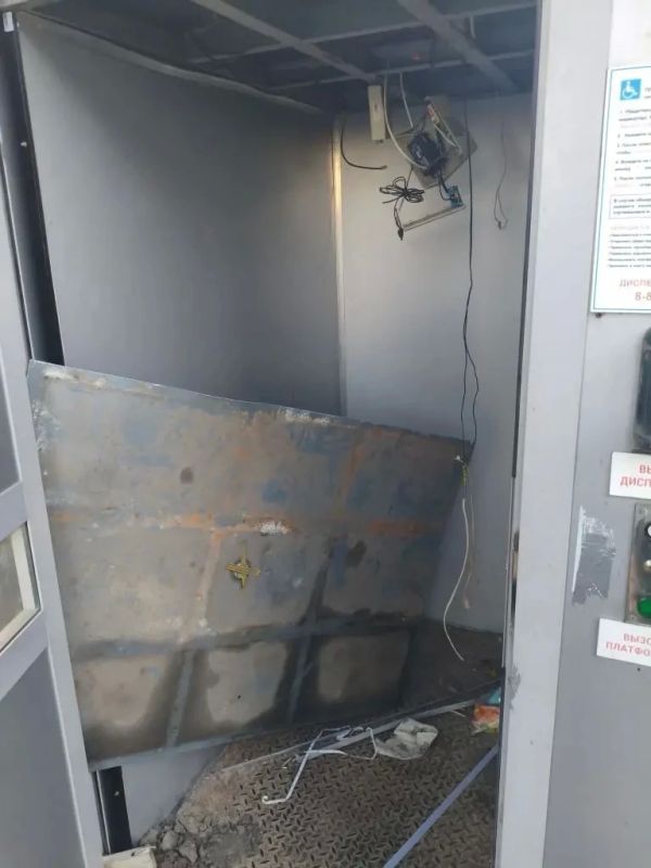 Возбуждено уголовное дело по факту падения женщины с ребенком в шахту лифта во Владимире Возбуждено уголовное дело по факту падения женщины с ребенком в шахту лифта во Владимире