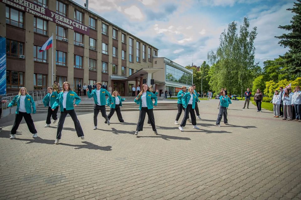 Студенческие отряды Владимирской области официально открыли летний трудовой семестр 2026 года! Студенческие отряды Владимирской области официально открыли летний трудовой семестр 2026 года!