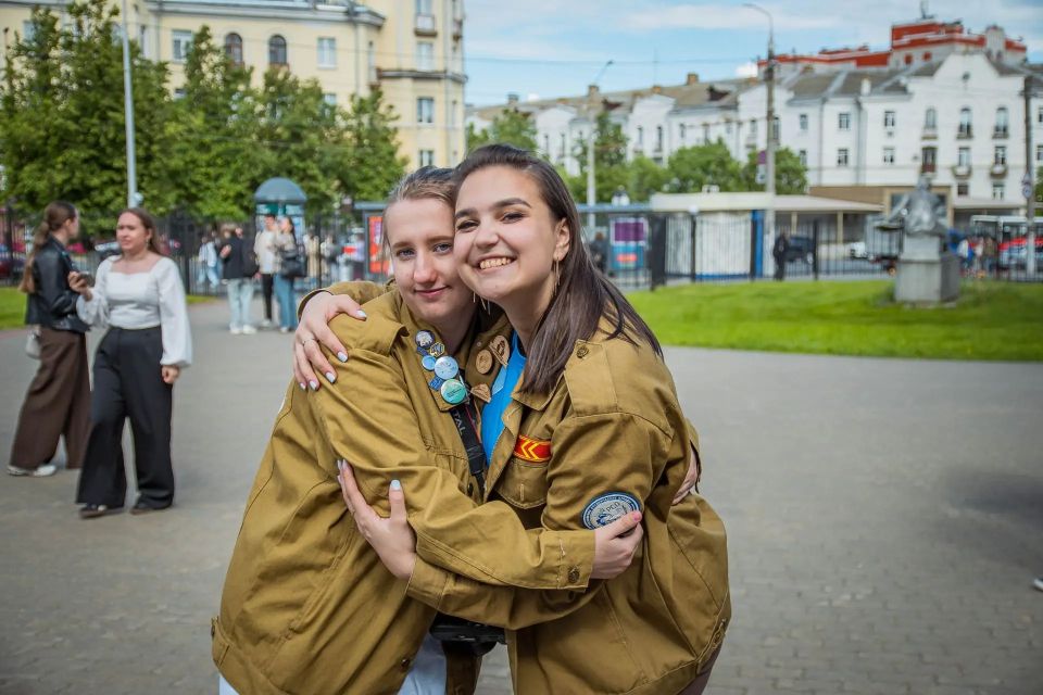 Студенческие отряды Владимирской области официально открыли летний трудовой семестр 2026 года! Студенческие отряды Владимирской области официально открыли летний трудовой семестр 2026 года!