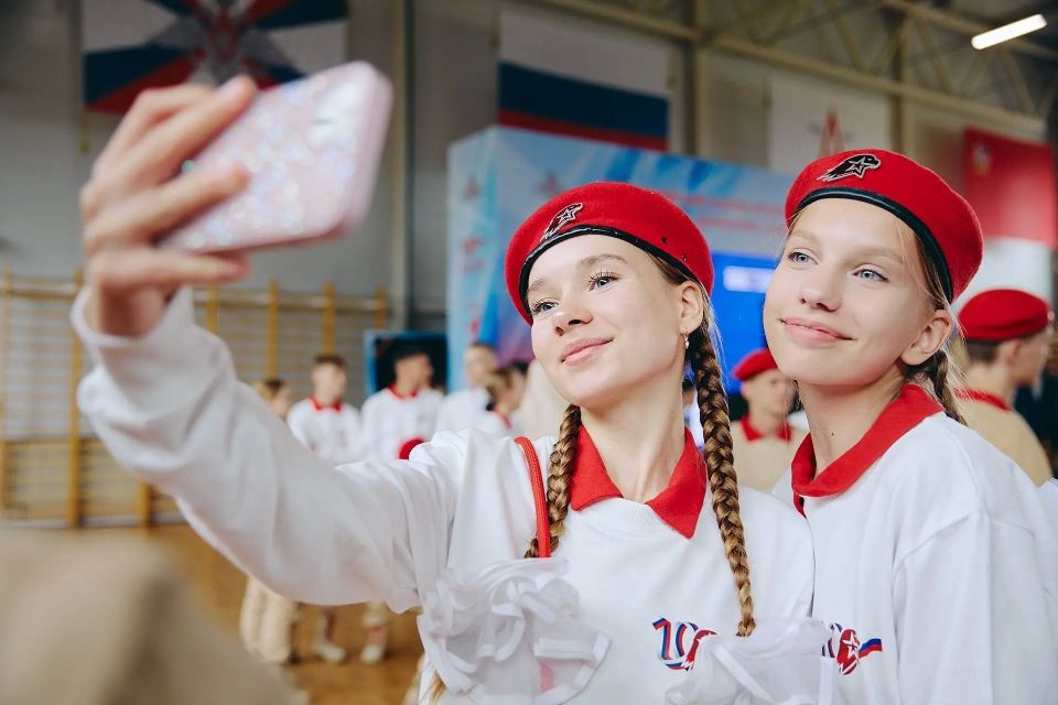 ЮНАРМИЯ — 10 лет воспитания настоящих героев! ЮНАРМИЯ — 10 лет воспитания настоящих героев!