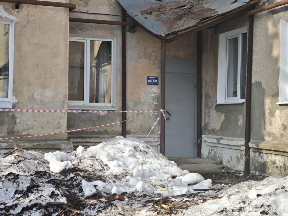 Генеральному директору организации, обслуживающей многоквартирный дом, предъявлено обвинение в оказании услуг, не отвечающих требованиям безопасности Генеральному директору организации, обслуживающей многоквартирный дом, предъявлено обвинение в оказании услуг, не отвечающих требованиям безопасности