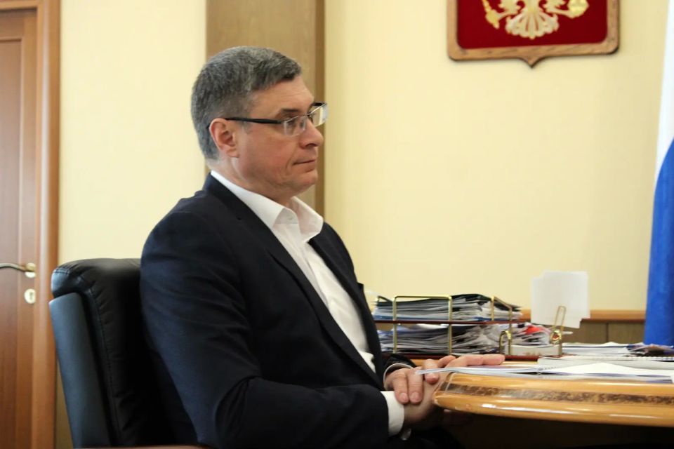 Александр Авдеев: Рабочая встреча с уполномоченным по правам ребёнка во Владимирской области Александр Авдеев: Рабочая встреча с уполномоченным по правам ребёнка во Владимирской области
