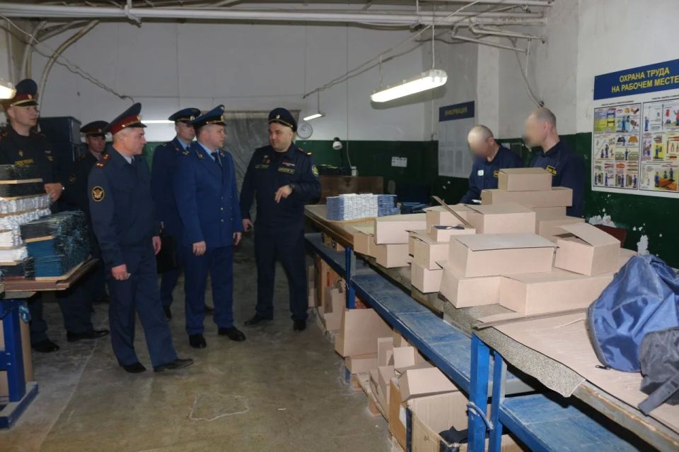 Заместитель прокурора региона Антон Жуков провел проверку в исправительной колонии строгого режима в городе Владимире Заместитель прокурора региона Антон Жуков провел проверку в исправительной колонии строгого режима в городе Владимире