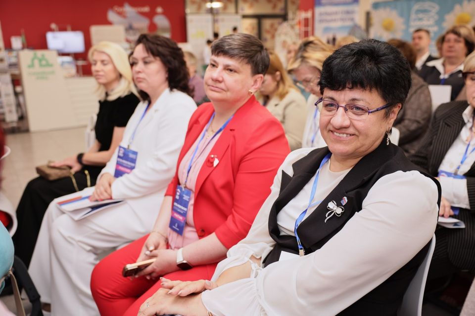 Ольга Хохлова: «Инициативы владимирских семей войдут в новую Народную программу «Единой России» Ольга Хохлова: «Инициативы владимирских семей войдут в новую Народную программу «Единой России»