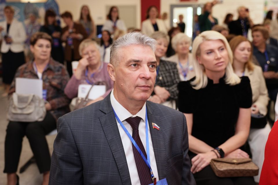 Ольга Хохлова: «Инициативы владимирских семей войдут в новую Народную программу «Единой России» Ольга Хохлова: «Инициативы владимирских семей войдут в новую Народную программу «Единой России»