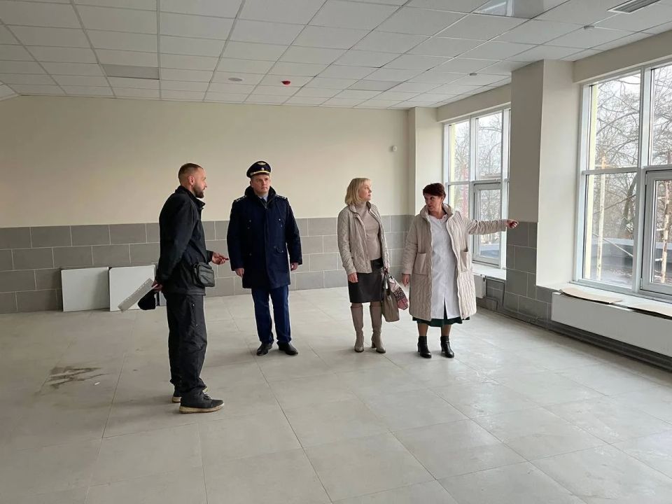 В Кольчугино при надзорном сопровождении прокуратуры завершено строительство нового здания детской поликлиники В Кольчугино при надзорном сопровождении прокуратуры завершено строительство нового здания детской поликлиники