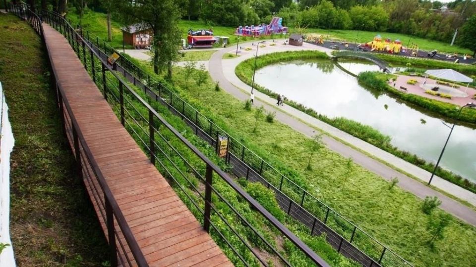 «Милый сердцу Александров»: в городском парке открыли новую историко-экологическую тропу «Милый сердцу Александров»: в городском парке открыли новую историко-экологическую тропу