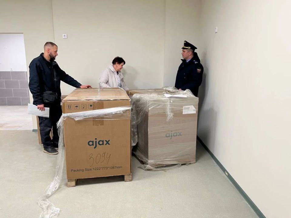 В Кольчугино при надзорном сопровождении прокуратуры завершено строительство нового здания детской поликлиники В Кольчугино при надзорном сопровождении прокуратуры завершено строительство нового здания детской поликлиники