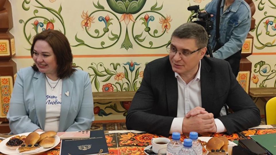 Александр Авдеев: В День защиты детей встретился с активом «Движения первых» Александр Авдеев: В День защиты детей встретился с активом «Движения первых»