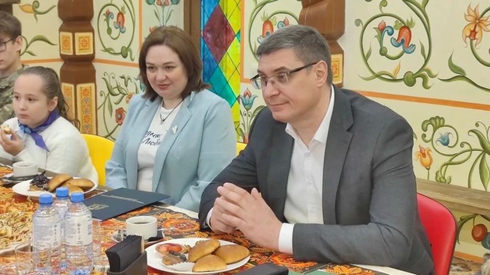 Александр Авдеев встретился с Первыми Александр Авдеев встретился с Первыми