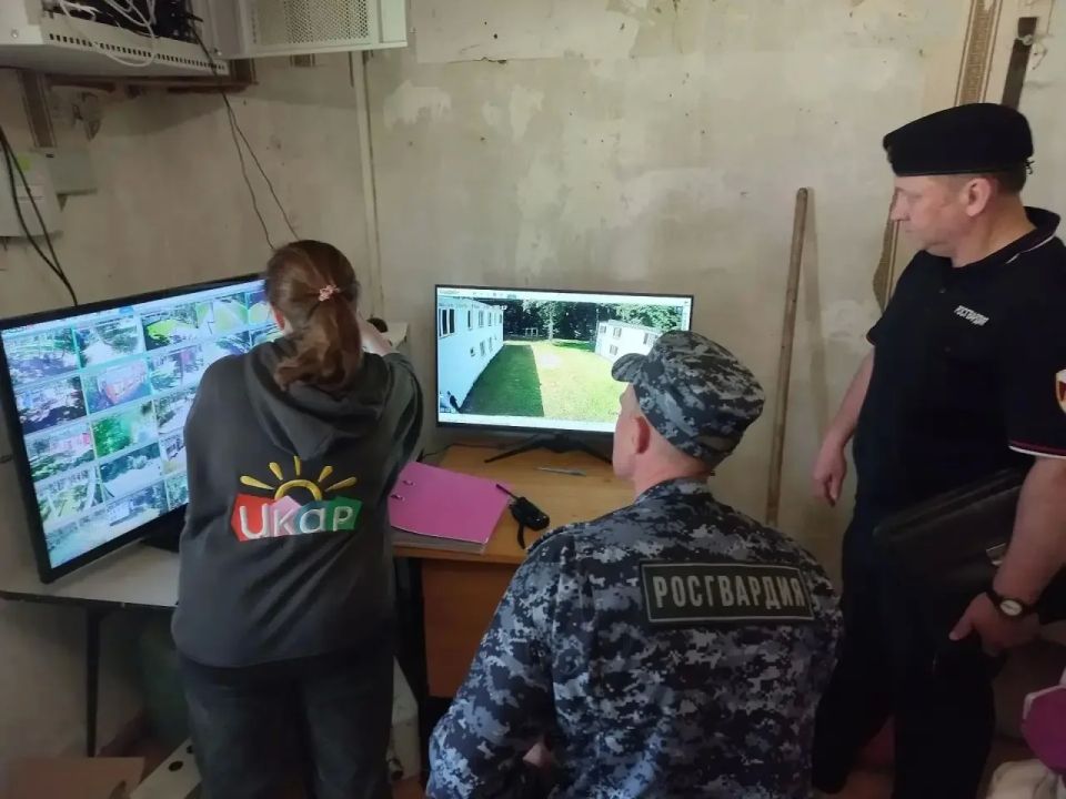 Безопасный отдых детей — наш главный приоритет! Безопасный отдых детей — наш главный приоритет!