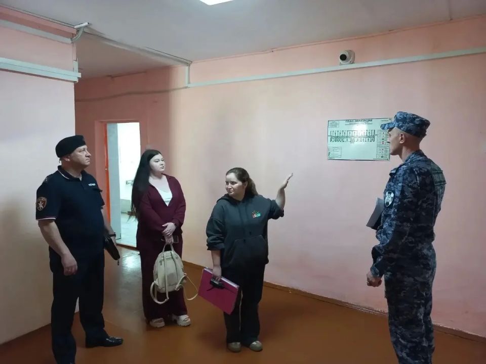 Безопасный отдых детей — наш главный приоритет! Безопасный отдых детей — наш главный приоритет!