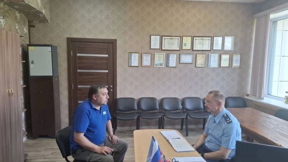 Собинский межрайонный прокурор Андрей Широких провел выездной прием жителей, проживающих в отдаленных населенных пунктах Собинского муниципального округа Собинский межрайонный прокурор Андрей Широких провел выездной прием жителей, проживающих в отдаленных населенных пунктах Собинского муниципального округа