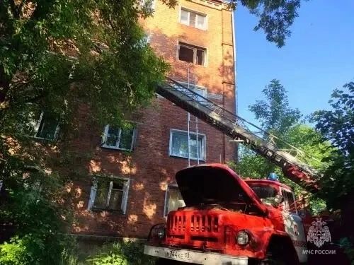 Во время пожара в Карабаново эвакуировали 15 и спасли 5 человек Во время пожара в Карабаново эвакуировали 15 и спасли 5 человек