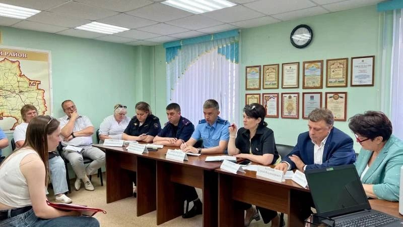 Представитель регионального Управления МВД России приняла участие в приеме граждан по вопросам соблюдения прав и свобод человека Представитель регионального Управления МВД России приняла участие в приеме граждан по вопросам соблюдения прав и свобод человека